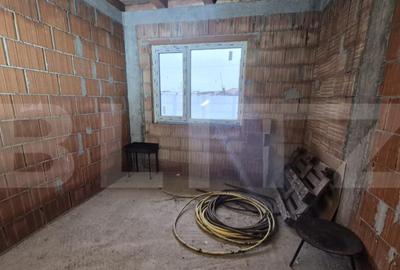 Casă cu 4 camere cu Teren 400 Mp în Vetiș - 7