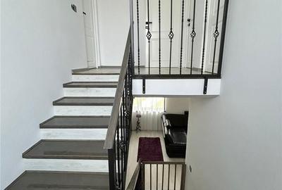 Casă cu 4 camere cu Teren 400 Mp în Rediu - 11