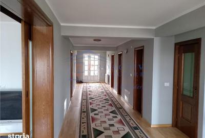 Casă cu 8 camere cu Canalizare în Ipotești - 13
