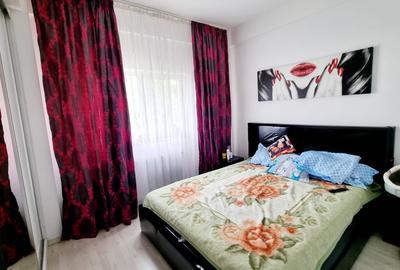 Apartament 2 camere decomandat, mobilat, parcare, zona Mall La Strada, et 1 - 7