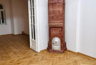 Birou, de 100 mp, în Unirii - 5