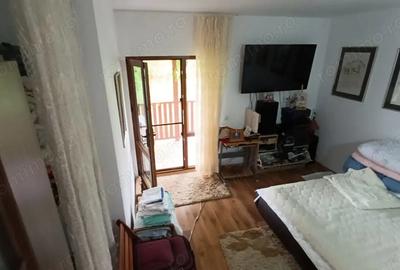 Vand casa de vacan?a in Brebu, Prahova. - 1