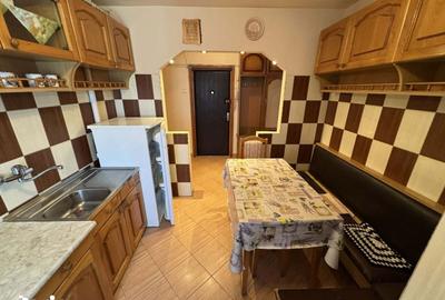 Apartament cu 2 camere decomandat în Soarelui - 3