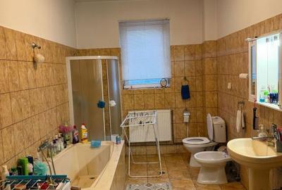Casă cu 4 camere în Făcăi - 6