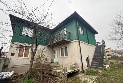 Casă de vânzare – Cartierul de Jos, Strada Alba Iulia | Zonă Buna - 2