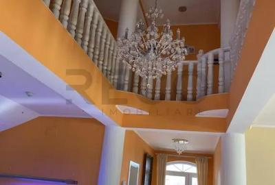 Casă cu 7 camere cu Teren 2547 Mp în Episcopia Bihorului - 10