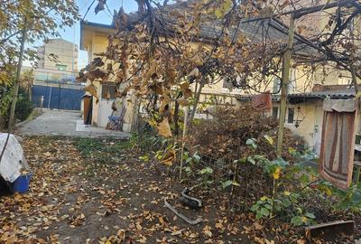 Casa de vanzare in Bra?ov, comision 0%, pre? negociabil 240.ooo Euro,91 mp-3 camere+ teren - 9