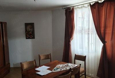 Apartament cu 2 camere decomandat în Central - 2