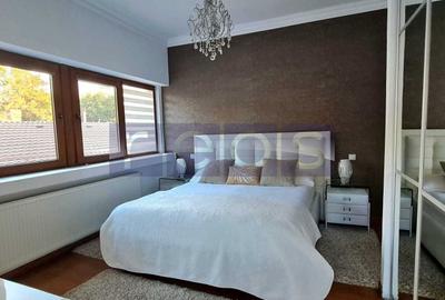 DE VANZARE APARTAMENT 4 CAMERE + CURTE | ZONA CENTRALĂ - 4