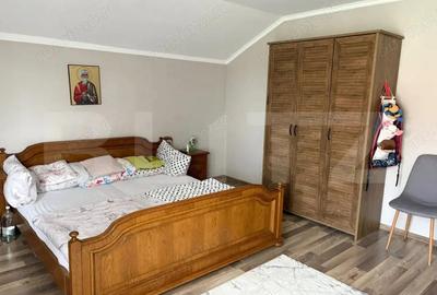 Casa cu 3 dormitoare, 186 mp, teren 696 mp, zona Paulesti - 1