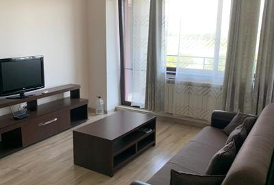 Apartament cu 3 camere decomandat, mobilat în Tomis Nord
