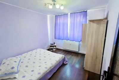 Apartament cu 2 camere decomandat în Micro 20 - 3