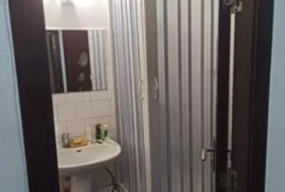 Tineretului metrou parc,bl.1980,p/10,decomandat,mobilat,bucatarie mare patrata. - 2