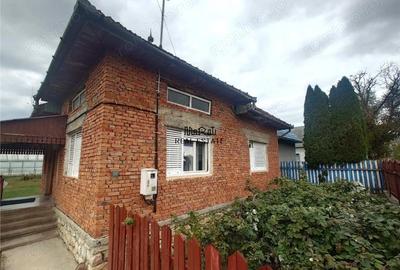 Casă cu 2 camere cu Teren 1088 Mp în Vața de Jos - 9