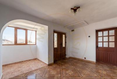 Casa cu teren de 1069 mp Bradu la 10 min de Pitesti! - 1