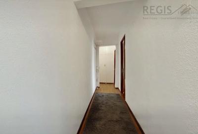 Apartament cu 3 camere decomandat în Bartolomeu