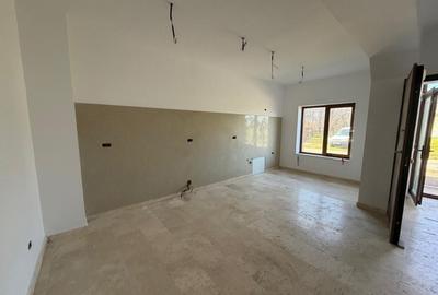 Apartament cu 4 camere decomandat în Mihail Kogălniceanu - 2