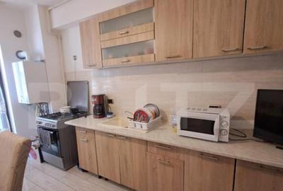 Apartament cu 2 camere, 80 mp, decomandat, zona Coresi - 3