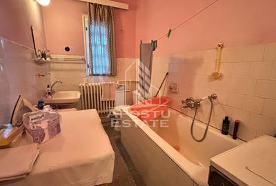 Casa individuala cu 3 camere și 2 bai, in zona Girocului - 11