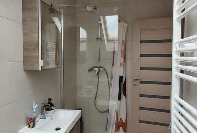 De vânzare apartament cu trei camere în Bună Ziua - 5