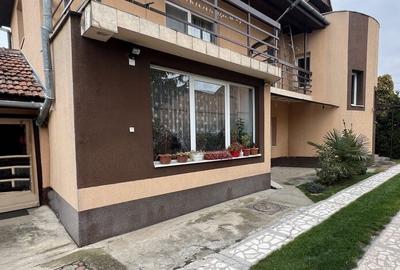 Casă individuală cu 5 camere cu Canalizare în Central - 9