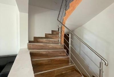 Casa solida, moderna si luminoasa; liniste totala in natura! Casa solida, moderna si luminoasa; liniste totala in natura! - 7