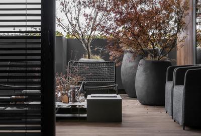 Penthouse cu 4 camere decomandat în 13 Septembrie