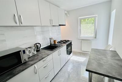 Apartament cu 2 camere decomandat, mobilat în Tractorul - 10