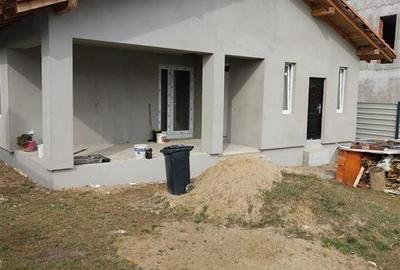 RECO Casa  in  Paleu cu 3cam - 2