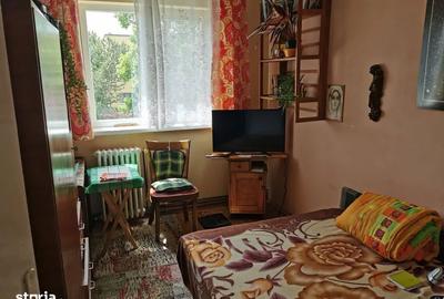 Apartament cu 4 camere semidecomandat, mobilat în Central - 2