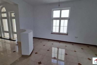 Casa -Vila zona Titulescu ( ID 22744 ) - 2