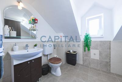 Casa 9 camere, teren 560mp, garaj, comision 0 - 12