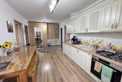 Apartament de 3 camere, 57 mp, terasa, Mobilat/Utilat, Zona Florilor Apartament de 3 camere, 57 mp, terasa, Mobilat/Utilat, Zona Florilor - 2