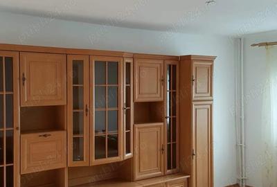 Inchiriez apartament 2 camere - 4