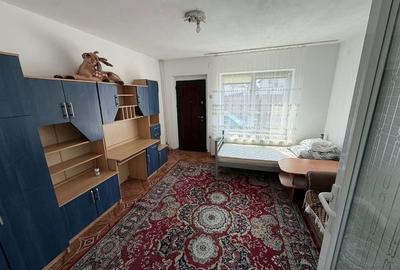 Casă cu 4 camere cu Teren 500 Mp în Central - 2