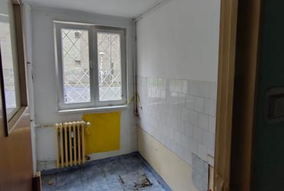 GARSONIERĂ DE VÂNZARE IN ZONA DRUMUL TABEREI SEC.6 - 7