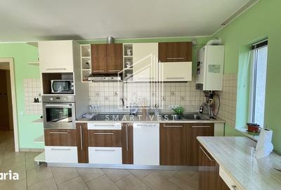 Casă cu 3 camere decomandat cu Teren 907 Mp în Vetiș - 2