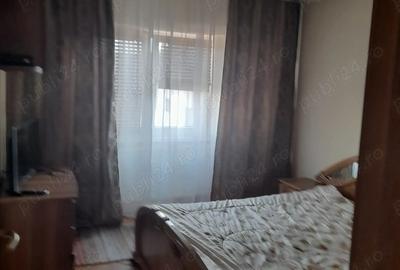 Inchiriez apartament cu doua camere, zona Zavoi - 2