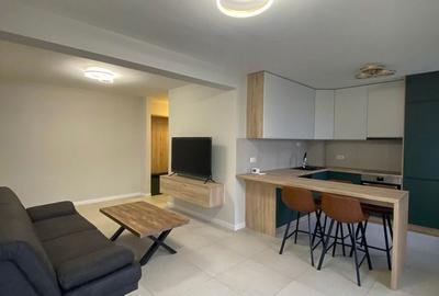Apartament cu 3 camere semidecomandat în Micro 16 - 1