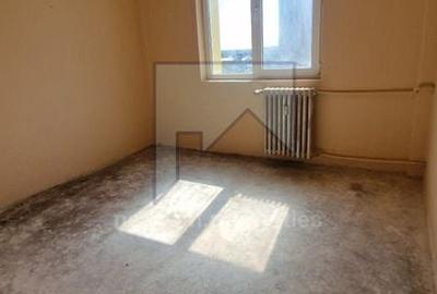 Vanzare apartament 3 camere - 13