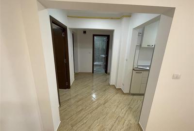 Apartament 3 camere, etaj 2, complet renovat, zona Sud - 14