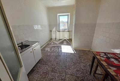 Apartament cu 3 camere decomandat în Central - 11