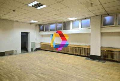 Spațiu comercial, de 3,900 mp, în Centrul Civic - 2