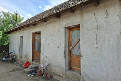 Casă cu 2 camere cu Teren 700 Mp în Galșa - 2
