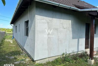 Casă cu 4 camere cu Teren 810 Mp în Roșia - 1