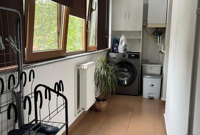 Apartament cu 3 camere decomandat în Central - 2