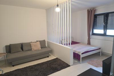 Garsonieră semidecomandată în Central