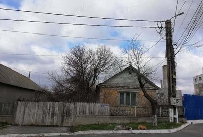 Casa de vanzare in Jurilovca loca?ie centrala - 2