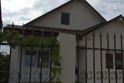 Casă individuală cu 3 camere cu Teren 375 Mp în Central - 7