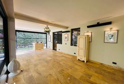 Casă cu 6 camere cu Teren 360 Mp în Central - 14